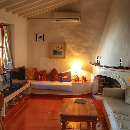 Casa Jazmin Carabeo *