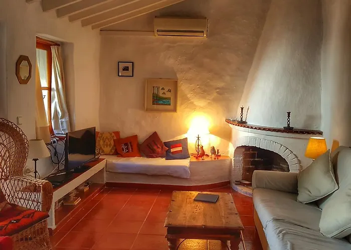 Casa Jazmin Carabeo *